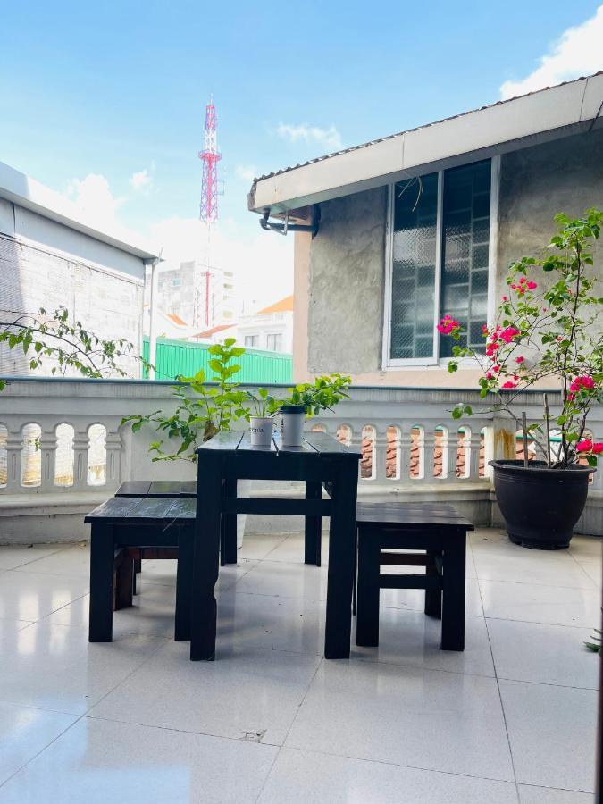 Eva Hotel Hue Exterior foto
